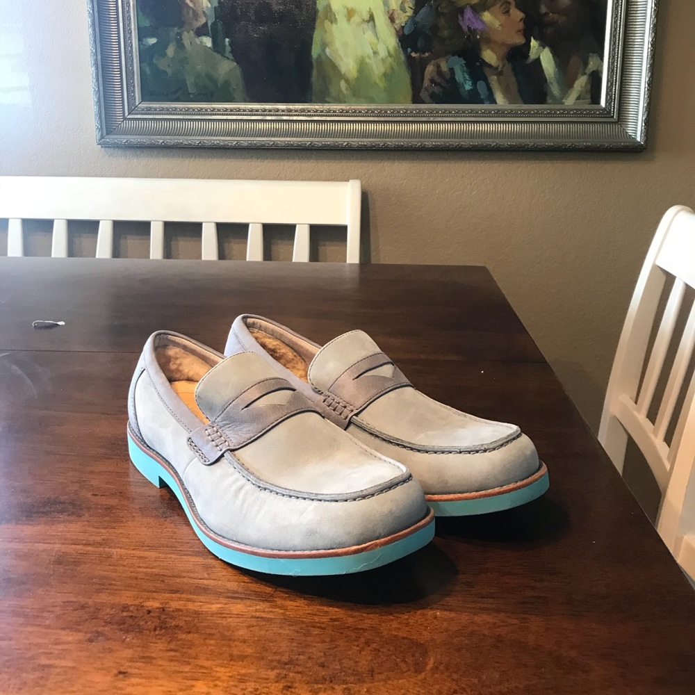 UGG loafers shoes size 9